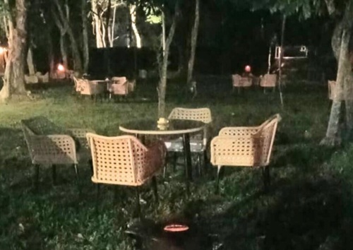 Open air dining at Vaani Greens Kaziranga